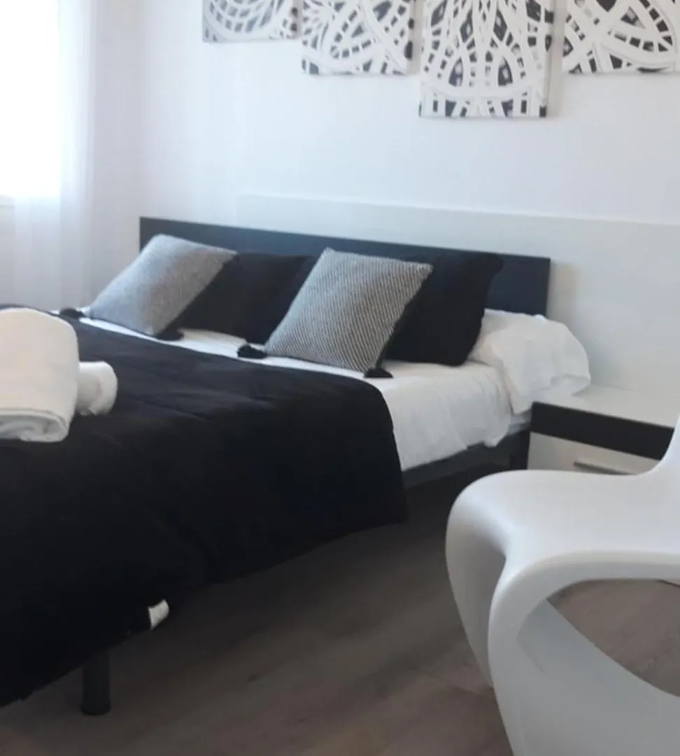 Ferienwohnung Port De Llanca , La Miranda Apartment