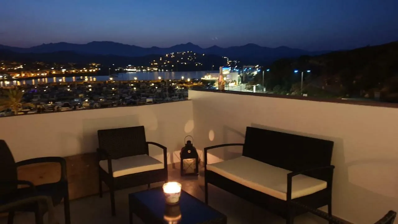 Appartement port de llança , LA Miranda
